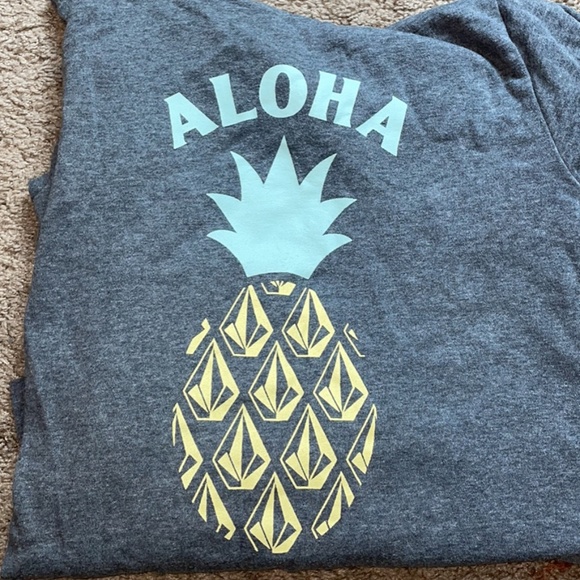 Volcom Zip Up Sweatshirr - Picture 1 of 2